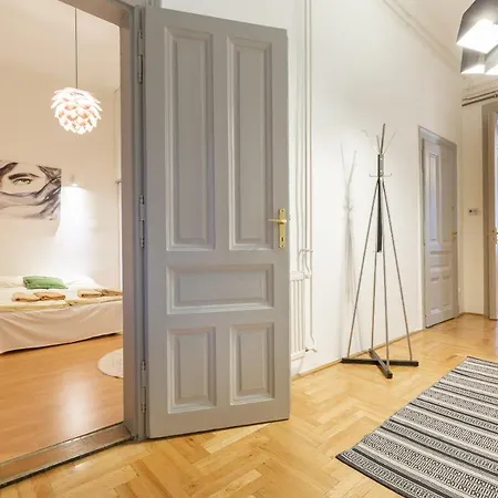 Sz9 Szent Istvan Apartment *